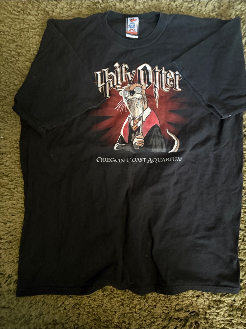 Oregon Coast Aquarium Black 'hairy Otter' Graphic Tee y2k